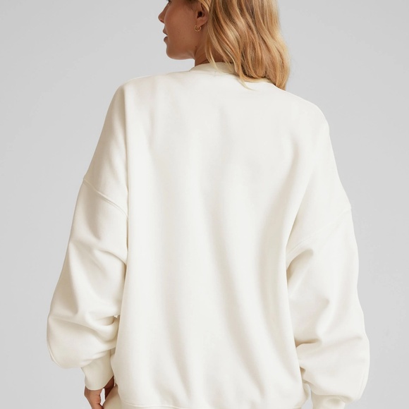 Beyond Yoga Solstice Fleece Oversized Sweatshirt - Picture 4 of 6